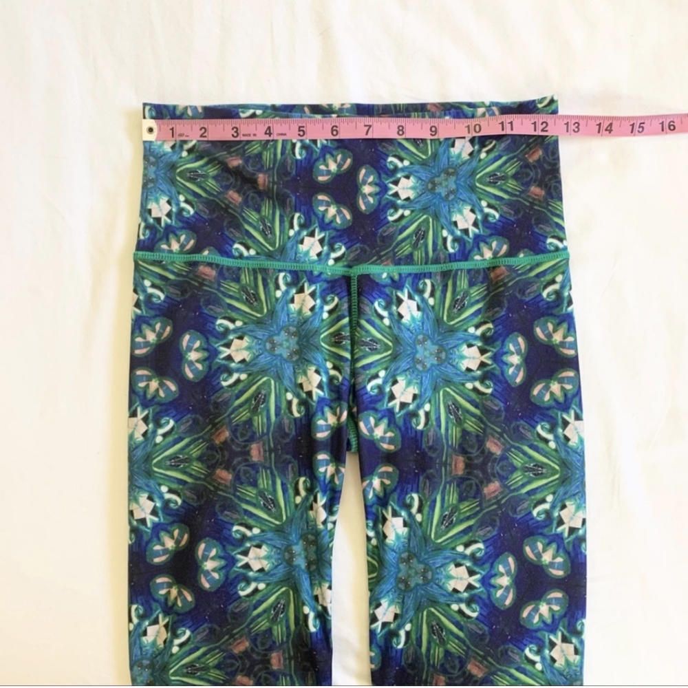 Wolven Threads Triangulate High Rise Legging - Picture 2 of 9